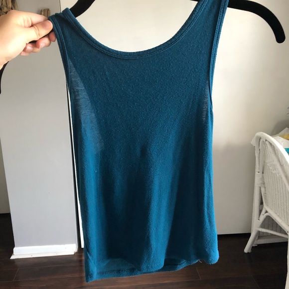 Tops - Blue tank crop top